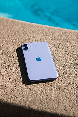 iPhone 11 iPhone 11
